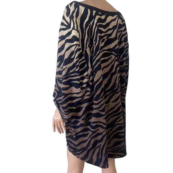 Catherines blouse top tiger striped pattern V- neck roll tab sleeve SZ 4 XL - Picture 3 of 9